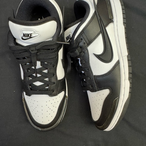 Nike Classic Black and White Athletic Shoes - Picture 3 of 6